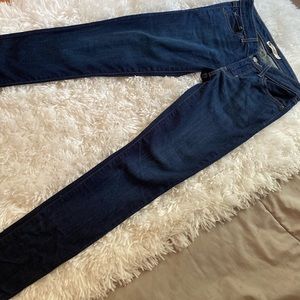 Levi’s size 0 skinny jeans, Great quality !